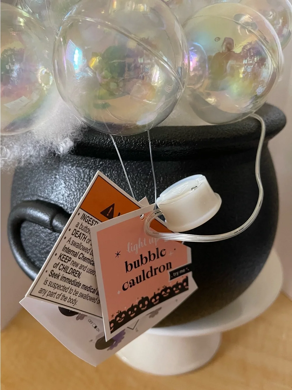 Viral Dollar General Light up Halloween Bubble Cauldron - NWT **